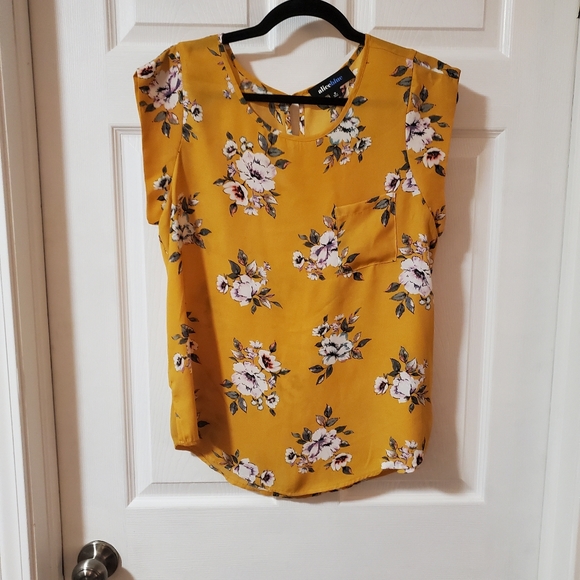 Alice Blue Tops - Alice blue yellow floral blouse